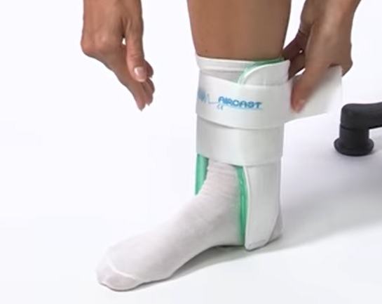 Aircast Air-Stirrup Universe Ankle Brace - AnkleSupports.co.uk
